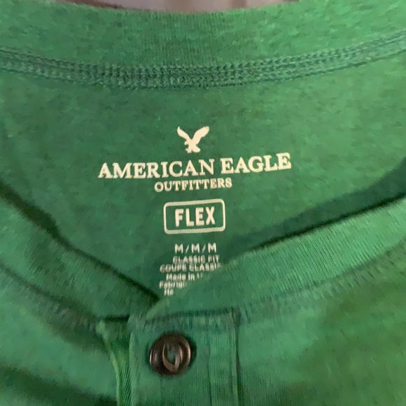 Men’s 3 button t shirt - Picture 2 of 2